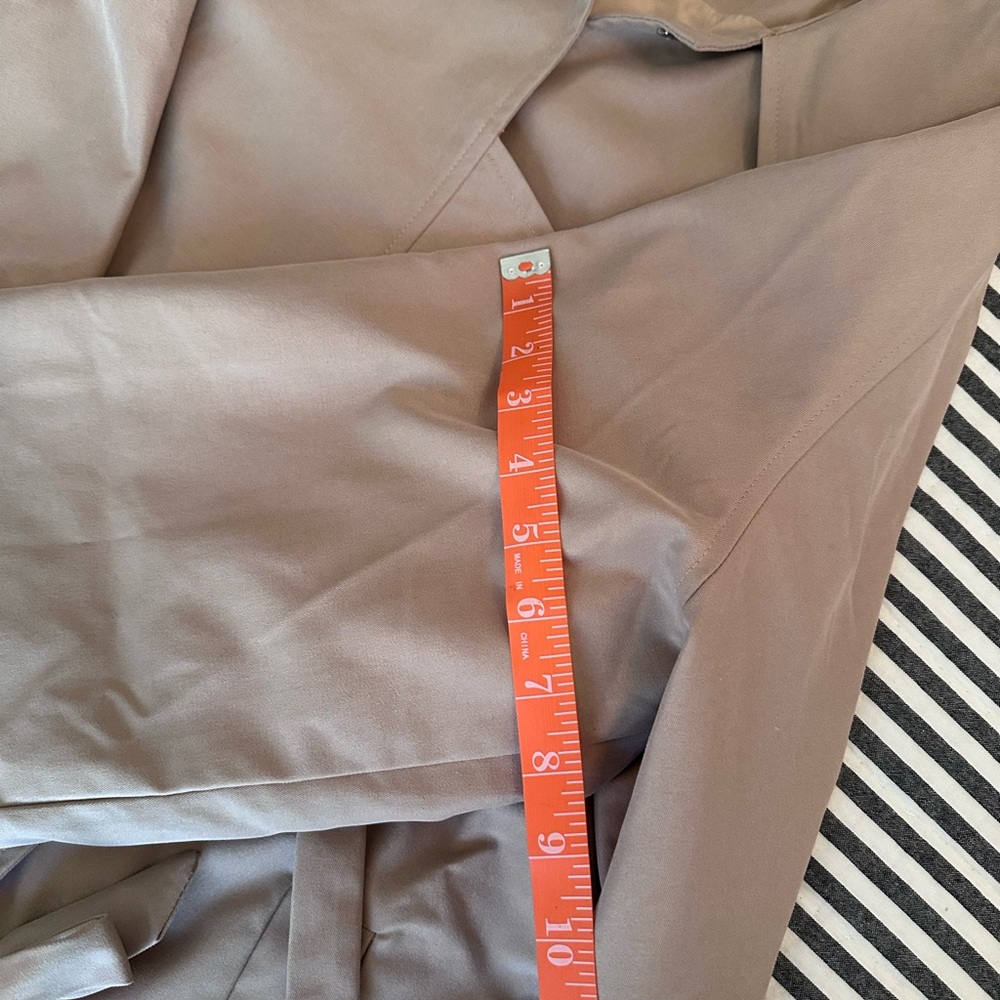 Maeve bow trench. Excellent condition - Picture 9 of 11